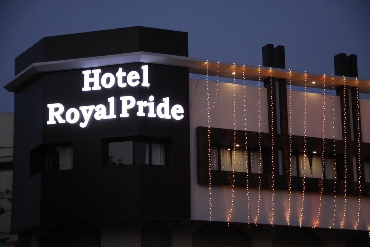 Hotel Royal Pride Ahmadábád Exteriér fotografie